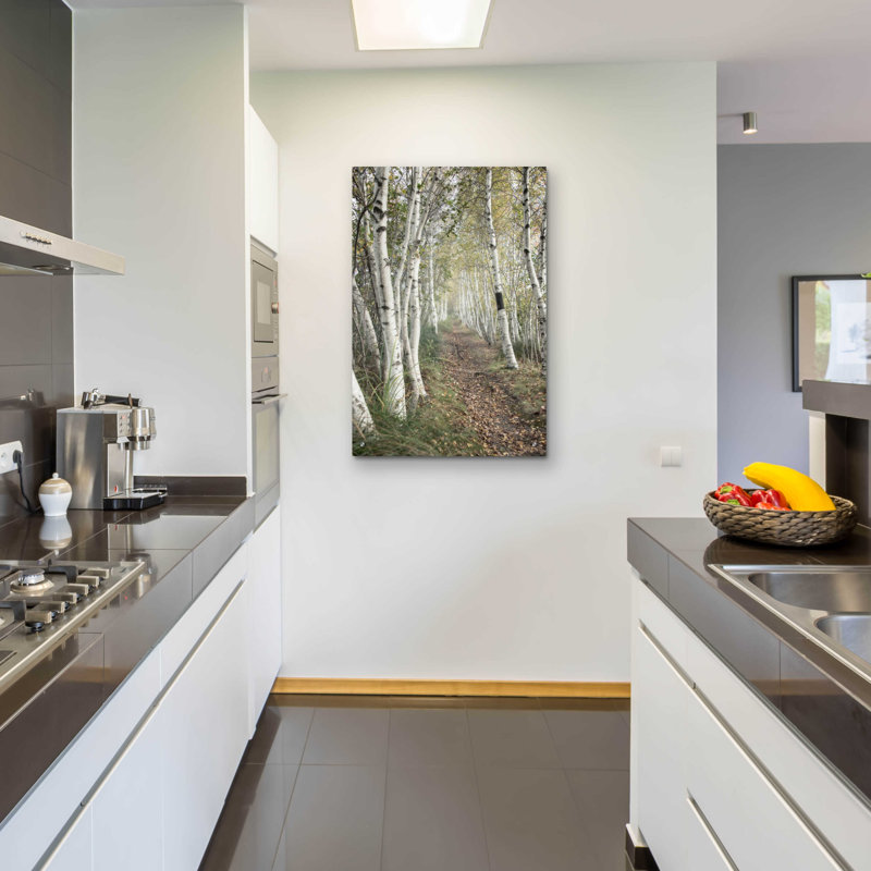 «Birch Trail» par Natalie Mikaels, H 36 po x l 24 po x P 0,2 po