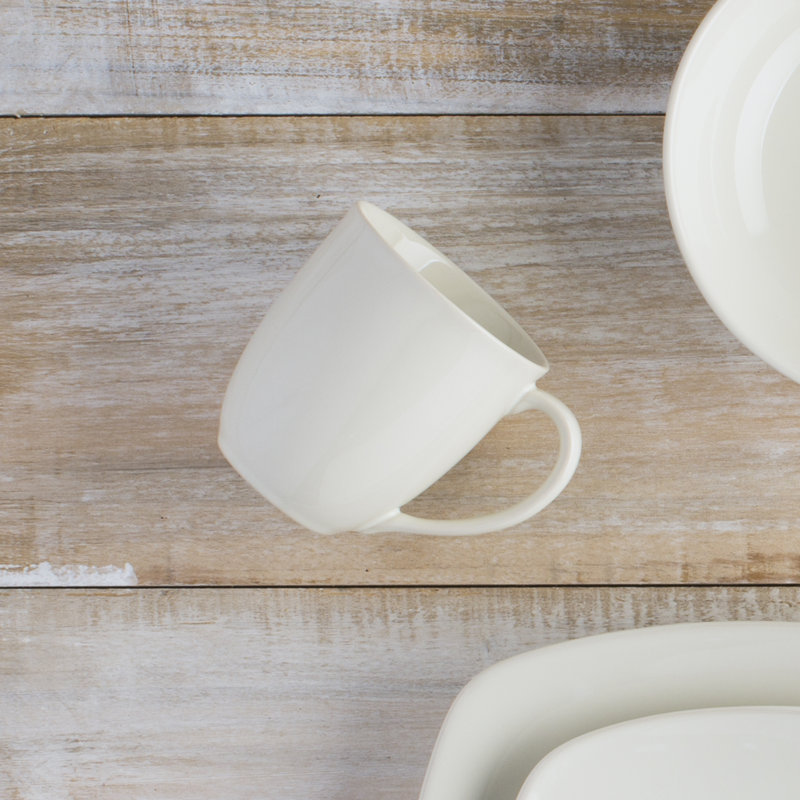 Noritake Colorwave 16-Piece Square Dinnerware Set, Service for 4, Naked