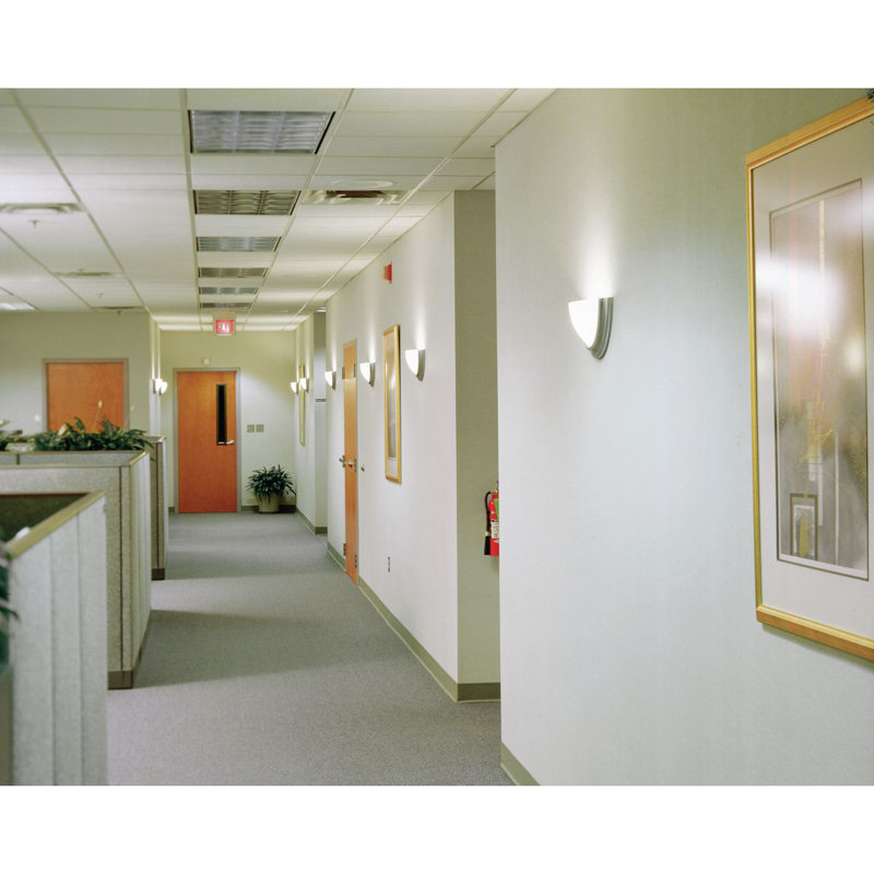 Tod Half Moon, Brushed Nickel