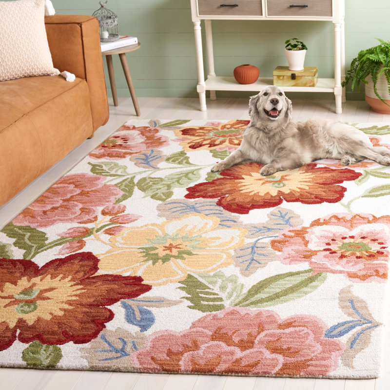 Ivory and Pink Floral Handmade Wool Area Rug, 5' x 8'