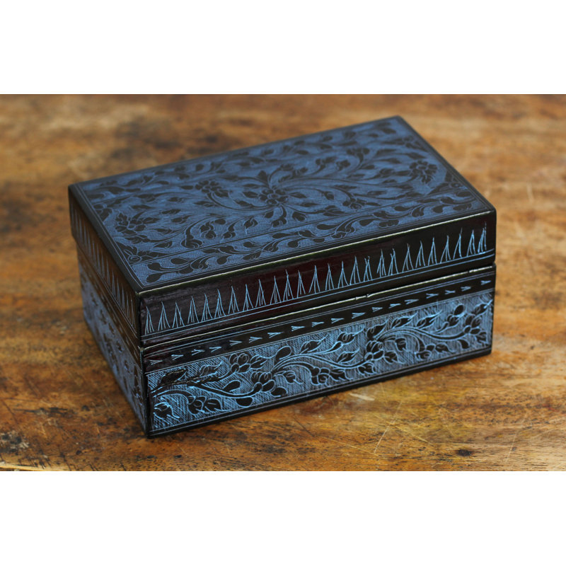 Boîte décorative en bois laqué Martz