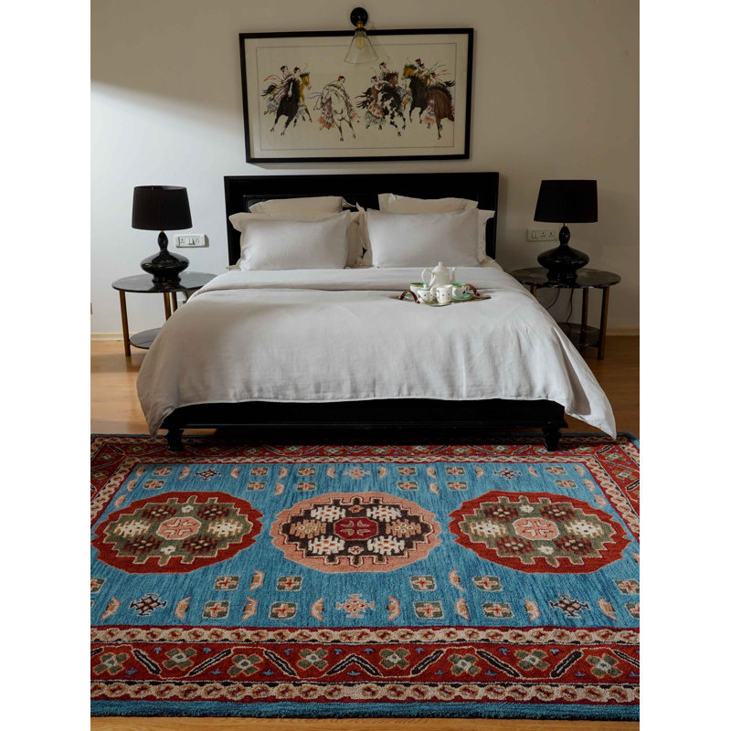 Hand-Tufted Red and Blue Wool 4' x 6' Area Rug