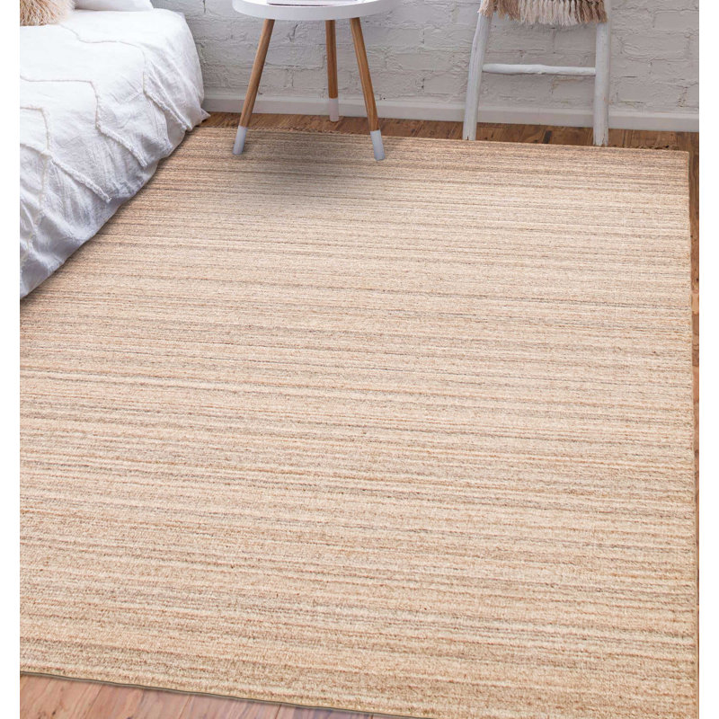 Tapis ivoire unique de 5 pi 7 po x 7 pi 9 po Kashkuli Gabbeh One Of A Kind