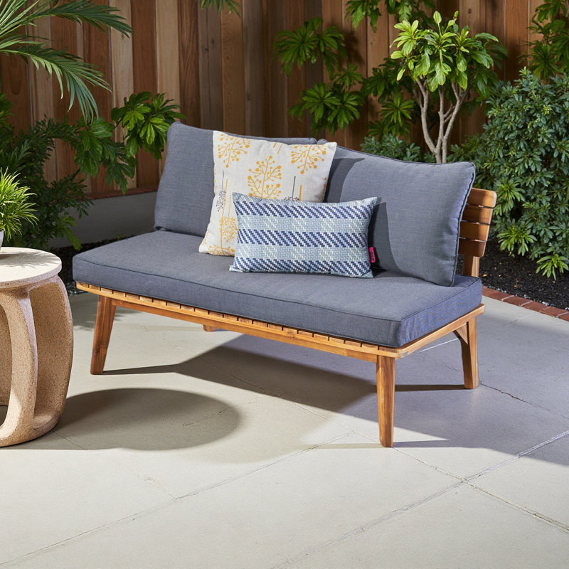 LOVESEAT