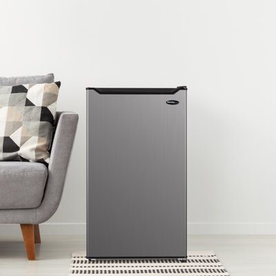 Danby 4.4 Cubic Feet Freestanding Mini Fridge