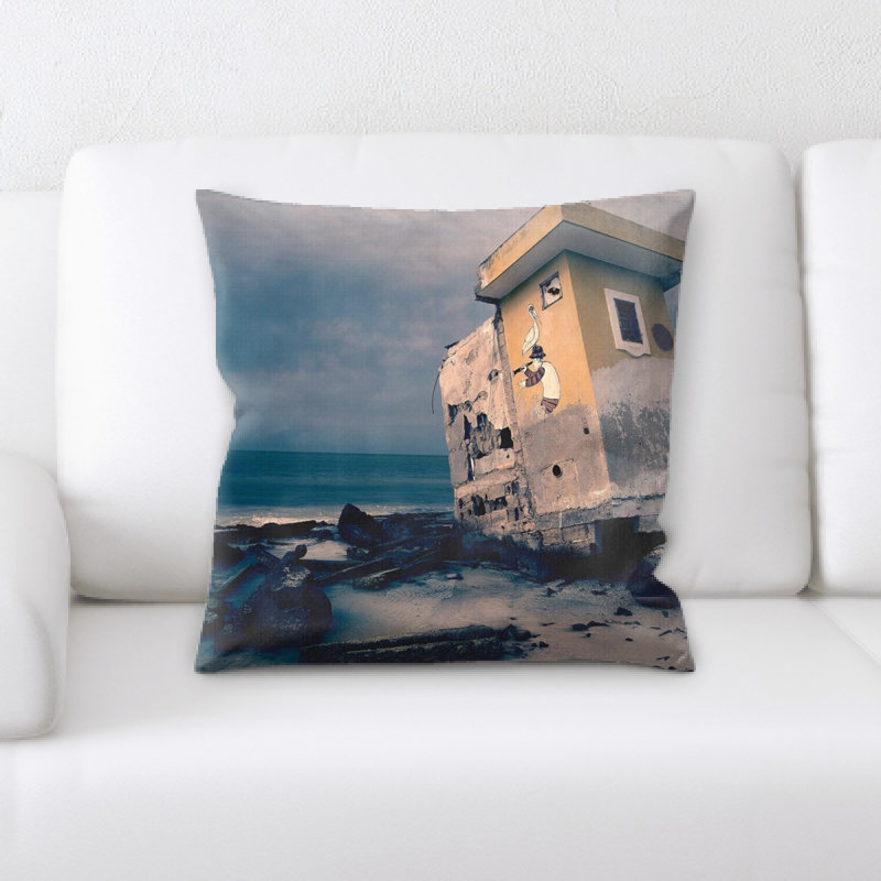 Coussin ancien et abandonné Moseley