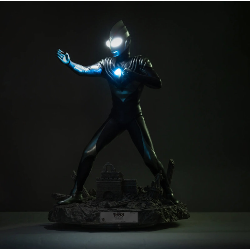 Statue de maître Ultraman Tiga