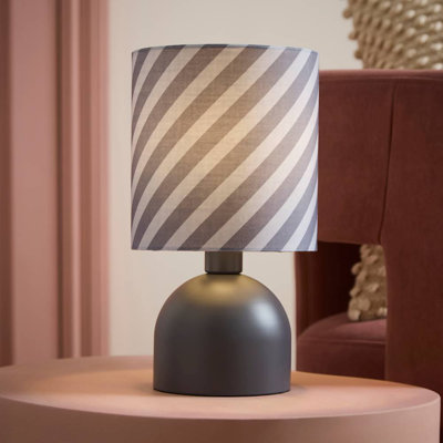 Tehlani Lamp