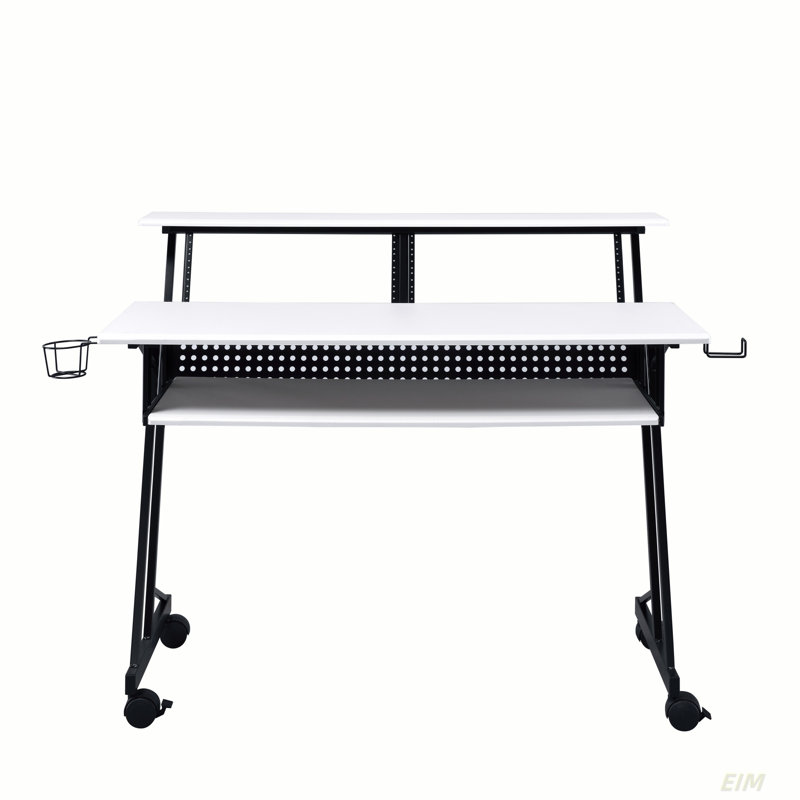 Bureau de studio de musique suitor, Blanc