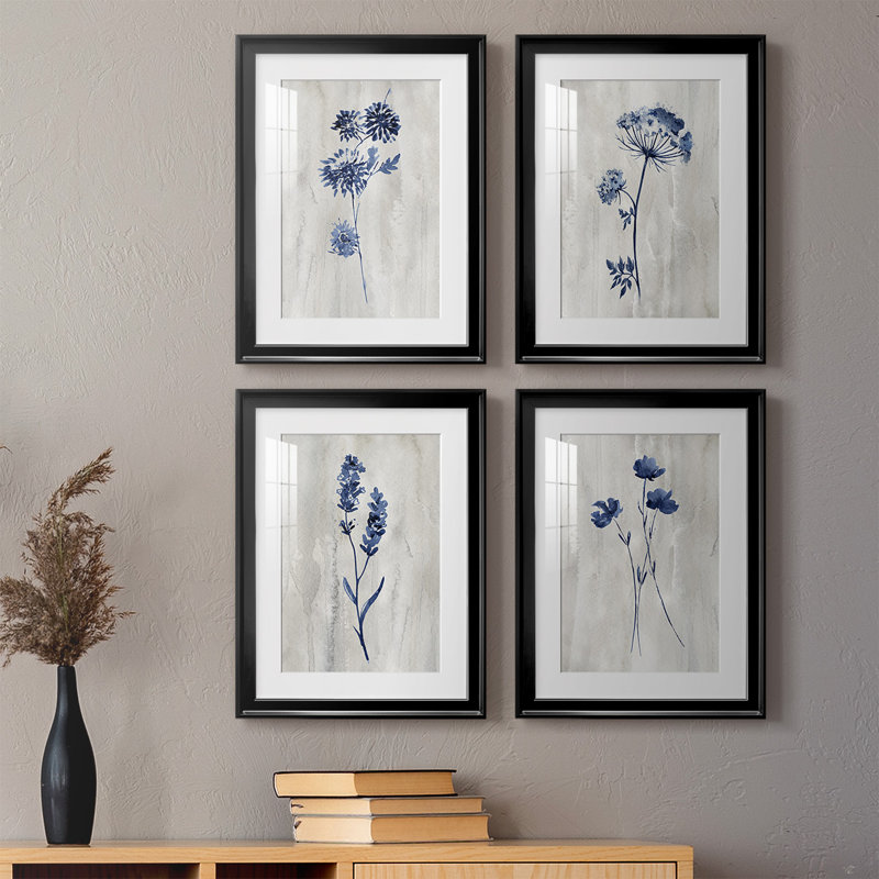 Indigo Botanical I, reproduction encadrée de qualité supérieure - prête à être accrochée, Cadre noir