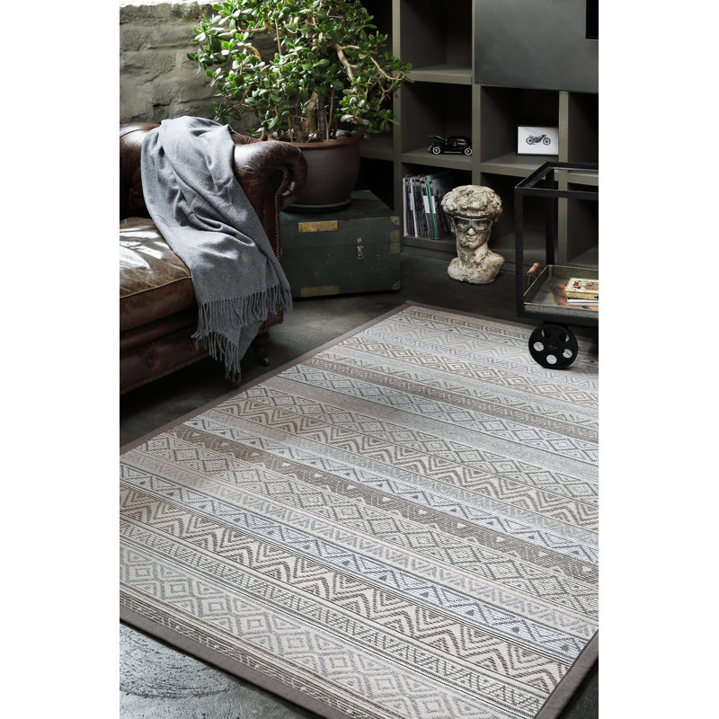 Mansbury Geometric Hand Woven Area Rug, Rectangle 140 x 200cm
