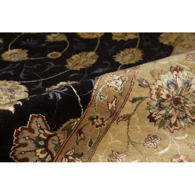 Hand Woven Wool Oriental Area Rug