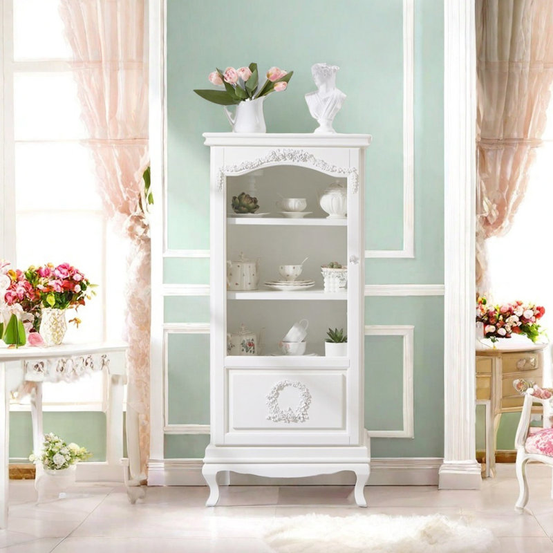 Naralie, Ivory White