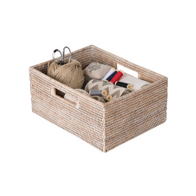 Beachcrest Home Everard Rattan Basket