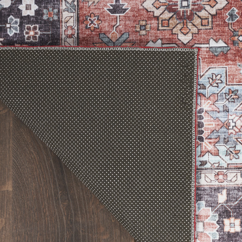Oriental Indoor Rug, Runner 1'10" x 5'