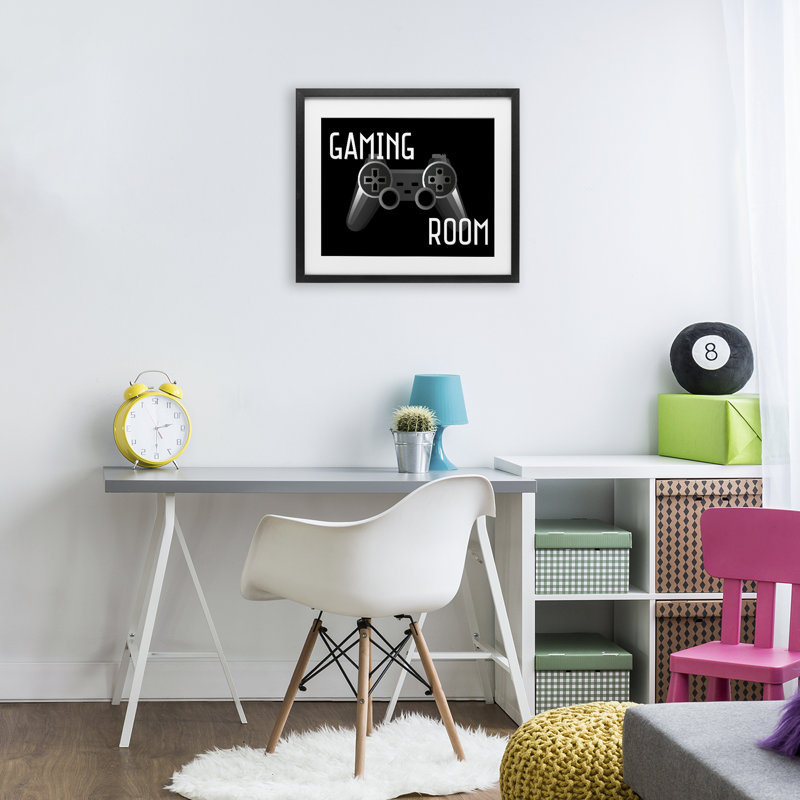 «Gaming Room Black», reproduction encadrée sous verre, conception de Kim Allen, H 13 po x l 16 po, Cadre noir minuit