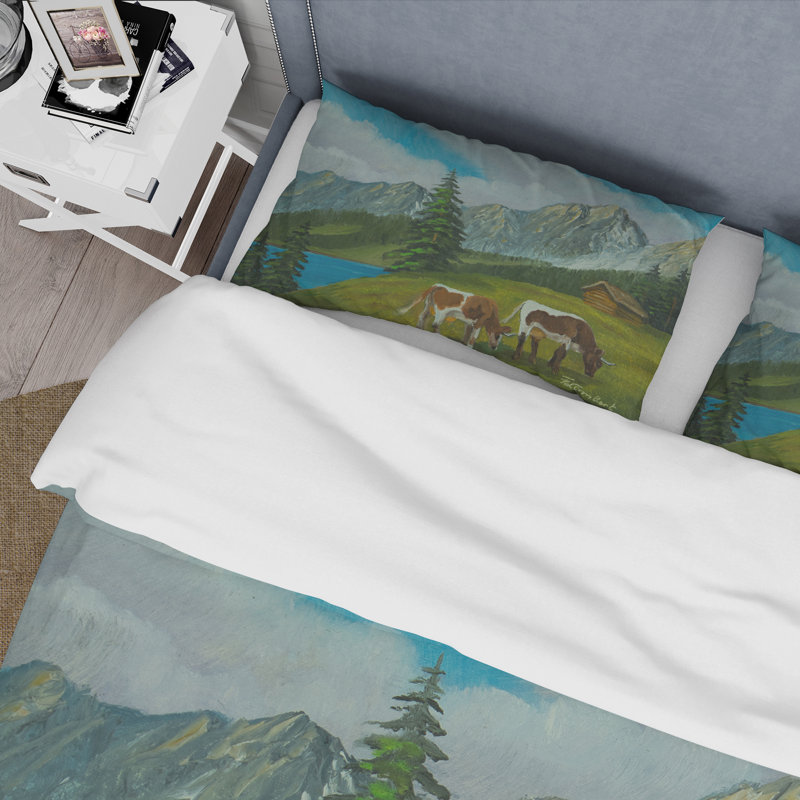 Paysage de montagne avec des vaches sur un pré vert - ensemble de housse de couette de ferme - polyester en microfibre