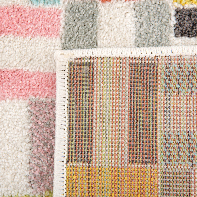 Geometric Power Loom Polypropylene Plastic Rug, Rectangle 2'2" x 2'11"