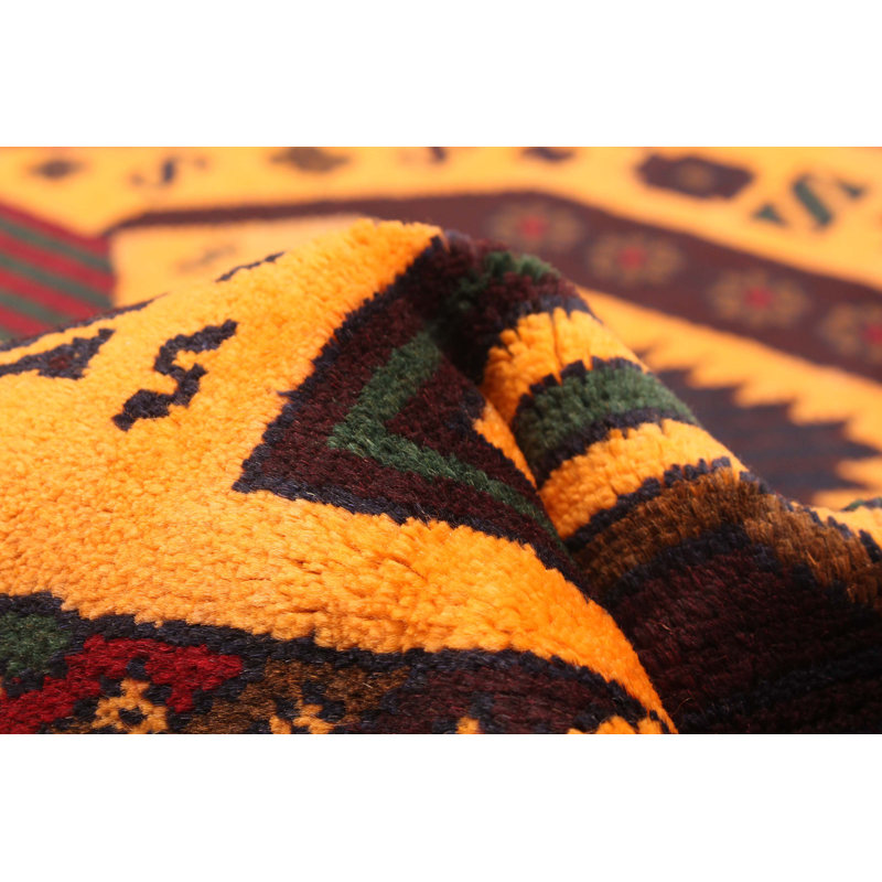 Tapis orange clair Teimani 3 pi 7 po x 6 pi 9 po