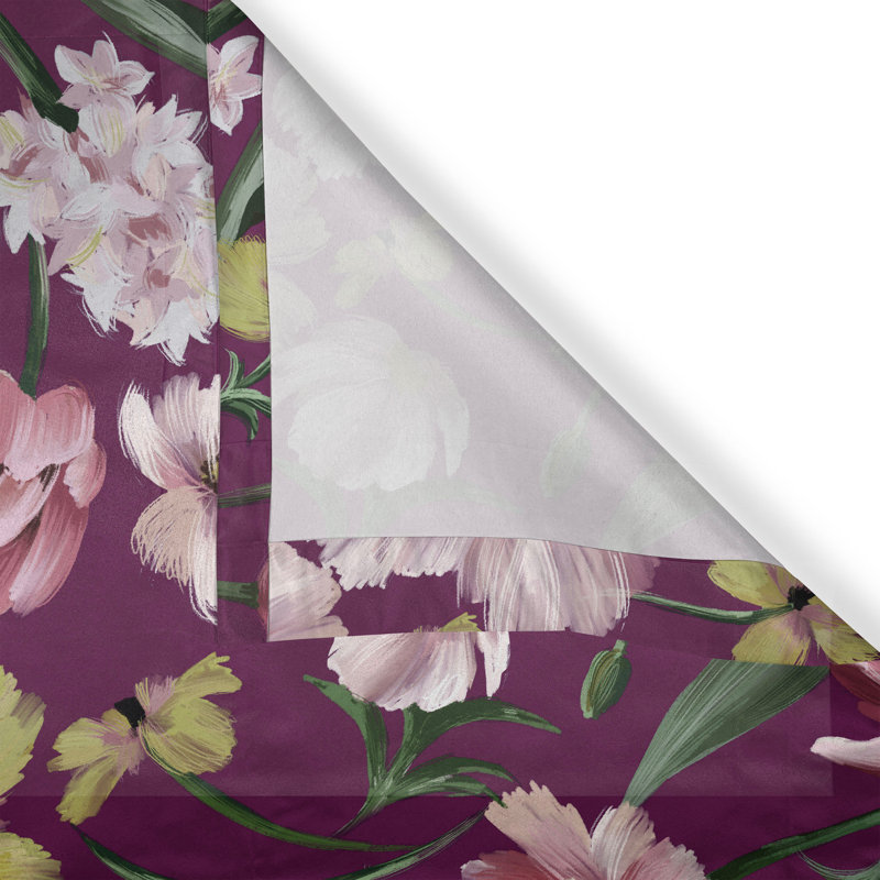 Latitude Run® Flowers, L 50 po x L 108 po