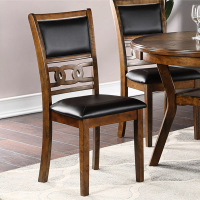 Ensemble de 2 chaises de salle à manger en noyer avec siège en similicuir, capacité de poids de 250 lb, chaise en noyer assemblée requise pour 2 personnes, revêtement et solidité, 250 lb