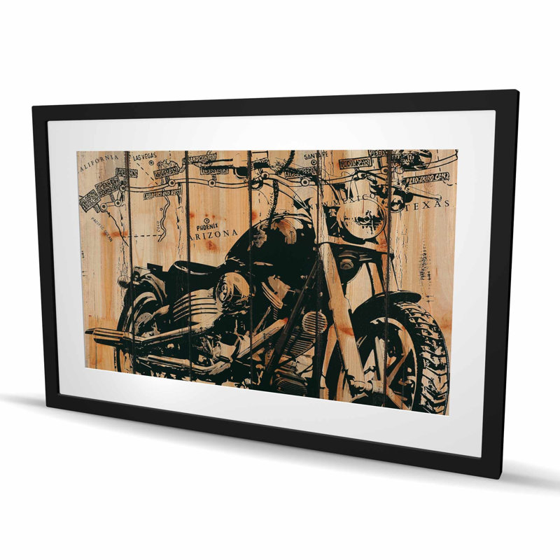 Moto sur fond de bois | Rustic Office, reproduction encadrée