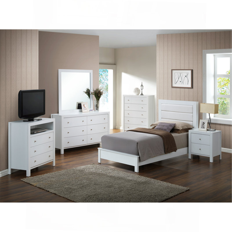 Lit simple contemporain en blanc élégant