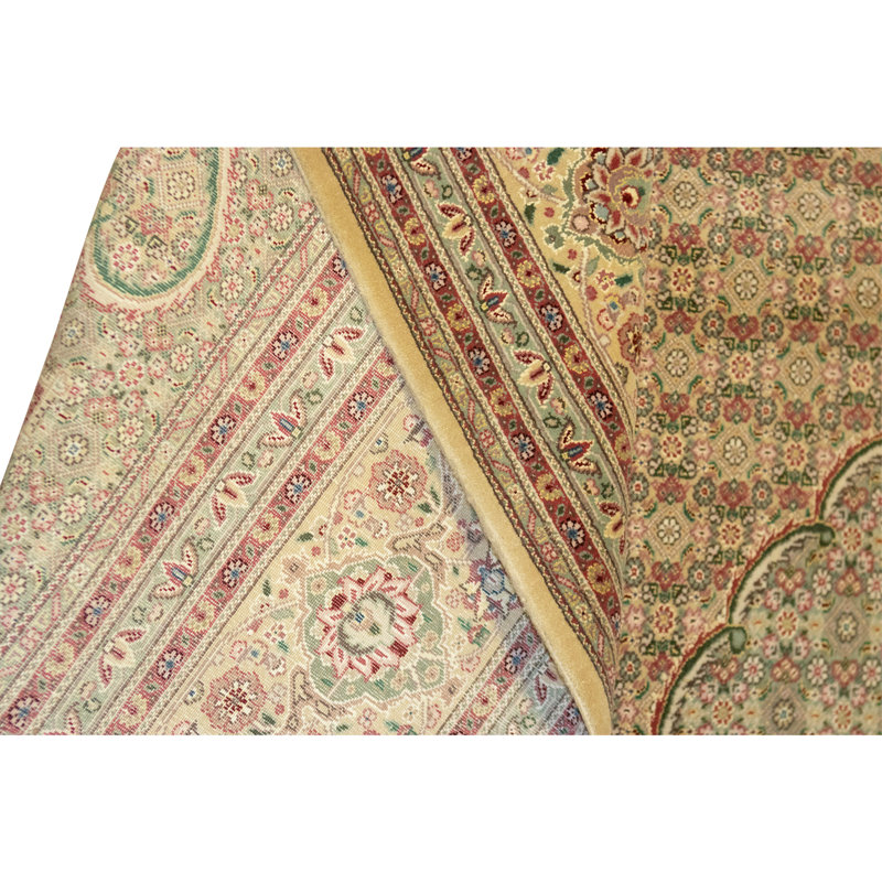 Tapis doré de haute qualité noué à la main