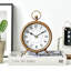 Petite horloge de bureau