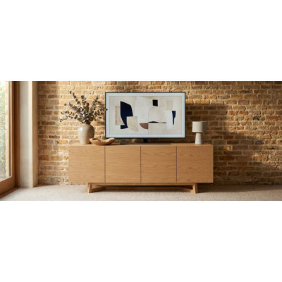 Console for TVs up to 70"