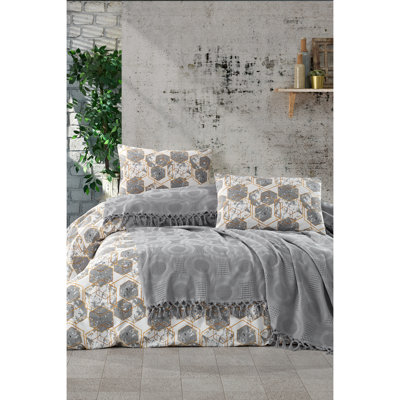 Modern & Contemporary Cotton Quilt