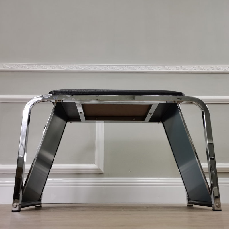 Padded Shoe Fitting Bench with Mirrors