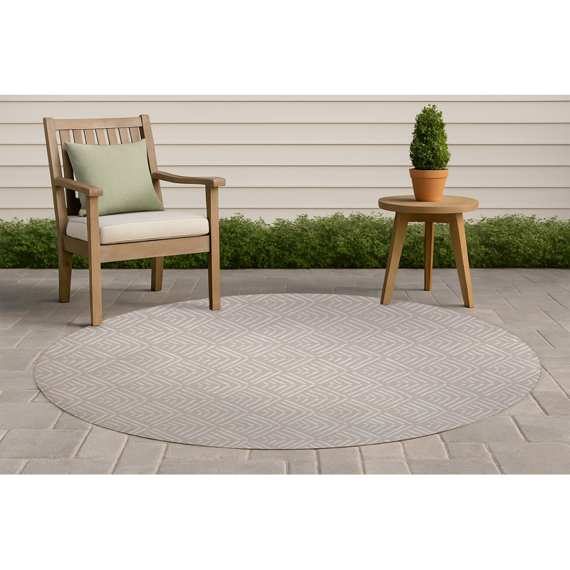 Tribal Dreamer Non-Slip Outdoor Rug, Round 5'