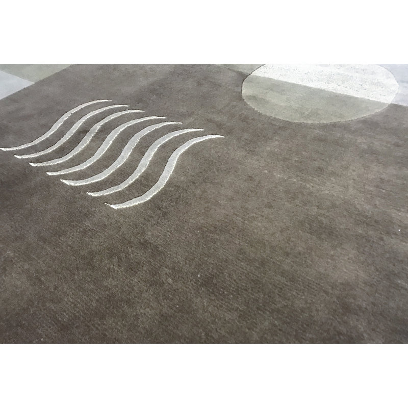 Tapis beige et brun noué à la main de haute qualité