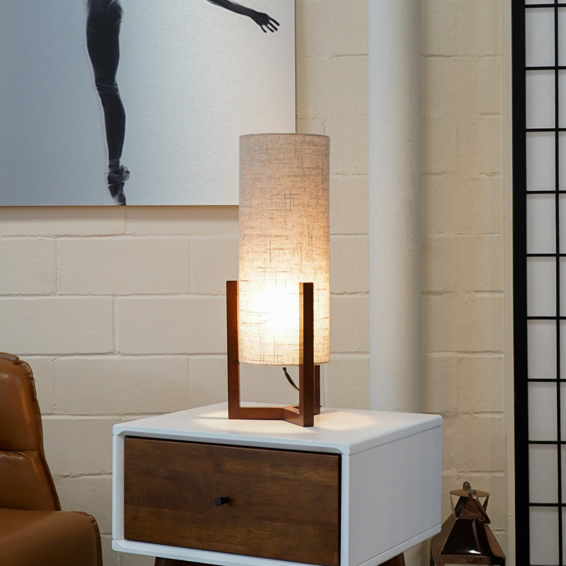 LAMPE DE TABLE MODERNE EN BOIS DE NOYER Tona