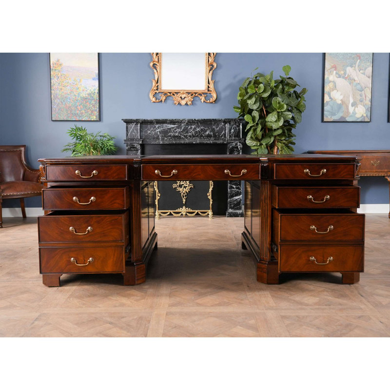 Grand bureau de partenariat en acajou, Brown