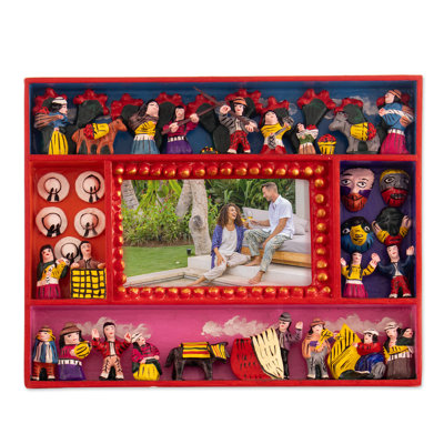 Floryn Red Solid Wood Picture Frame