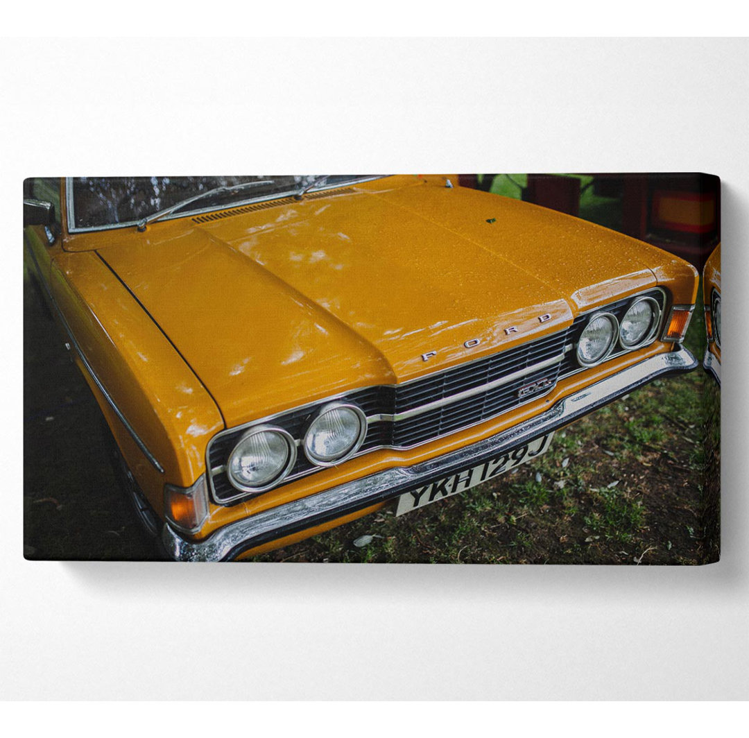 Ayce Mean Yellow Classic Car - Panorama-Kunstdrucke auf Leinwand mit Wrapped Canvas