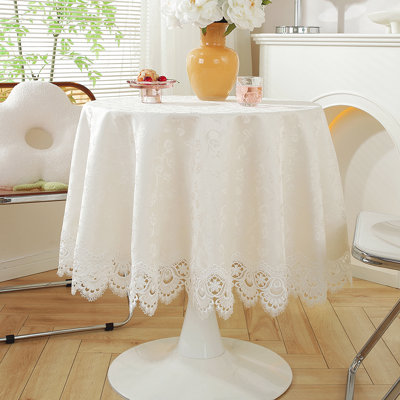 Jacquard RoundTablecloth with Wide lace Edge