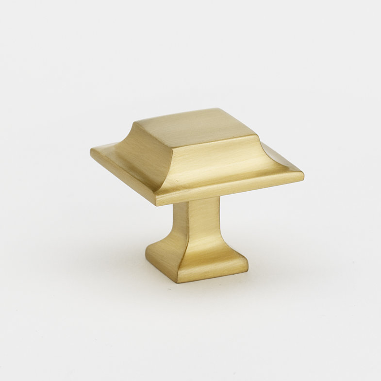 Millennium Square Knob, 1.25" H x 1.25" W x 1" D