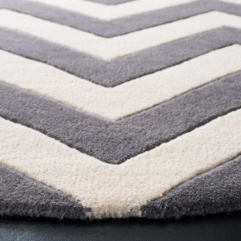 Teresita Hand Tufted Wool Chevron Rug, Round 7'