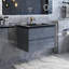 Ensemble de meuble-lavabo mural en bois 30 pouces gris avec lavabo à sable à quartz intégré