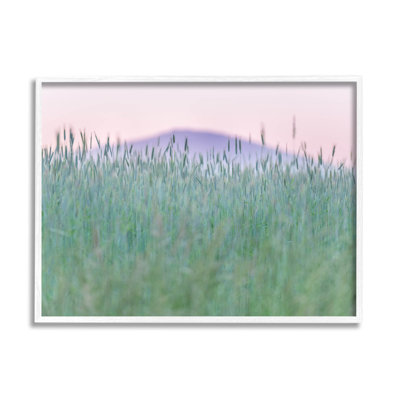 «Wheat Field Pastel Mountain Peak», estampe numérique par Nancy Crowell
