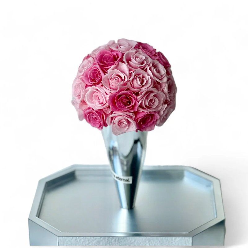 Arrangement floral dans une boîte