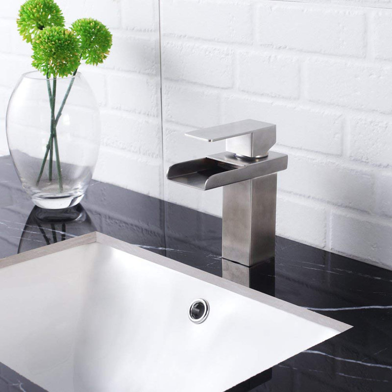 Single-handle Bathroom Faucet