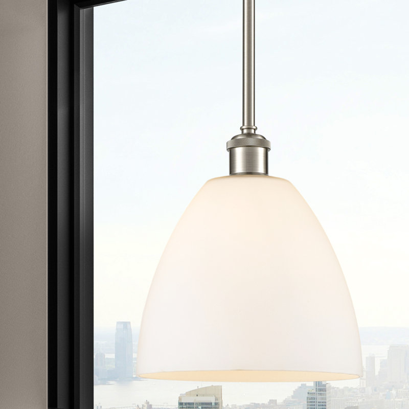 Luminaire suspendu en forme de globe à 1 lumière Allysha, Blanc mat, H 44,25 po x l 9 po x P 9 po, Nickel satiné brossé