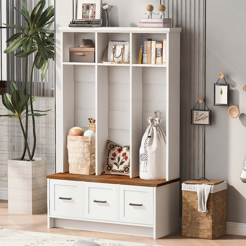 Versatile Hall Tree with Abundant Storage and Stylish Appeal for Every Home, White