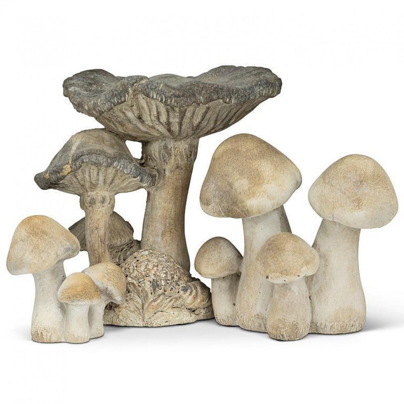 Figurine petite grappe de trois champignons