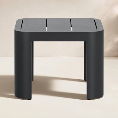 Johnny 22" Patio Side Table
