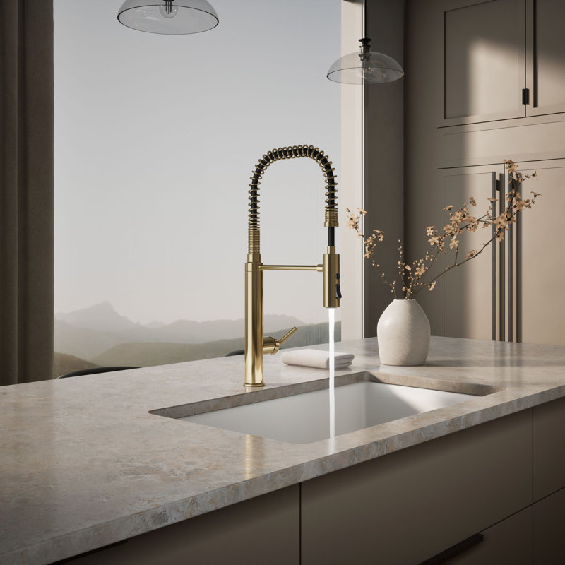 Robinet de cuisine semi-professionnel à pré-rinçage avec douchette extractible Kohler Purist®, Or français